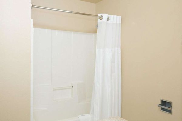 Red Lion Inn and Suites McMinnville